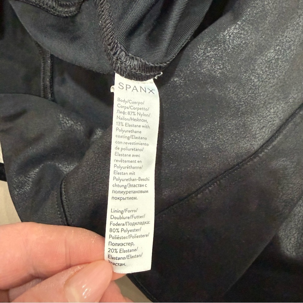SPANX faux leather leggings MP - Picture 7 of 8